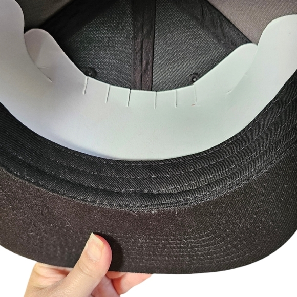Russell Athletic Charcoal Grey Monogram Baseball Cap BNWT - Picture 6 of 7
